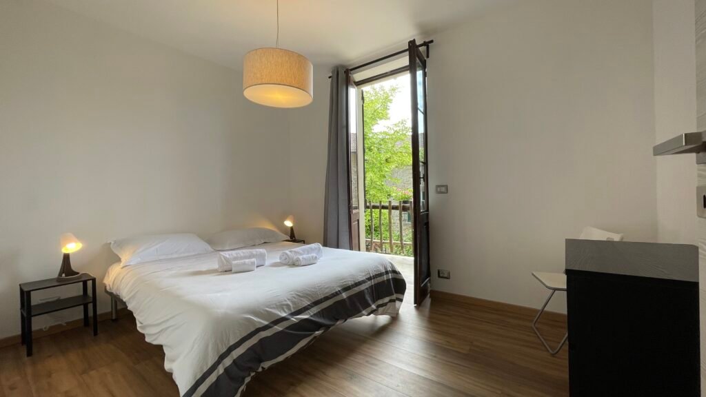 « Camere e appartamenti eleganti per ospiti di matrimoni a Tenuta San Lorenzo, Melazzo »